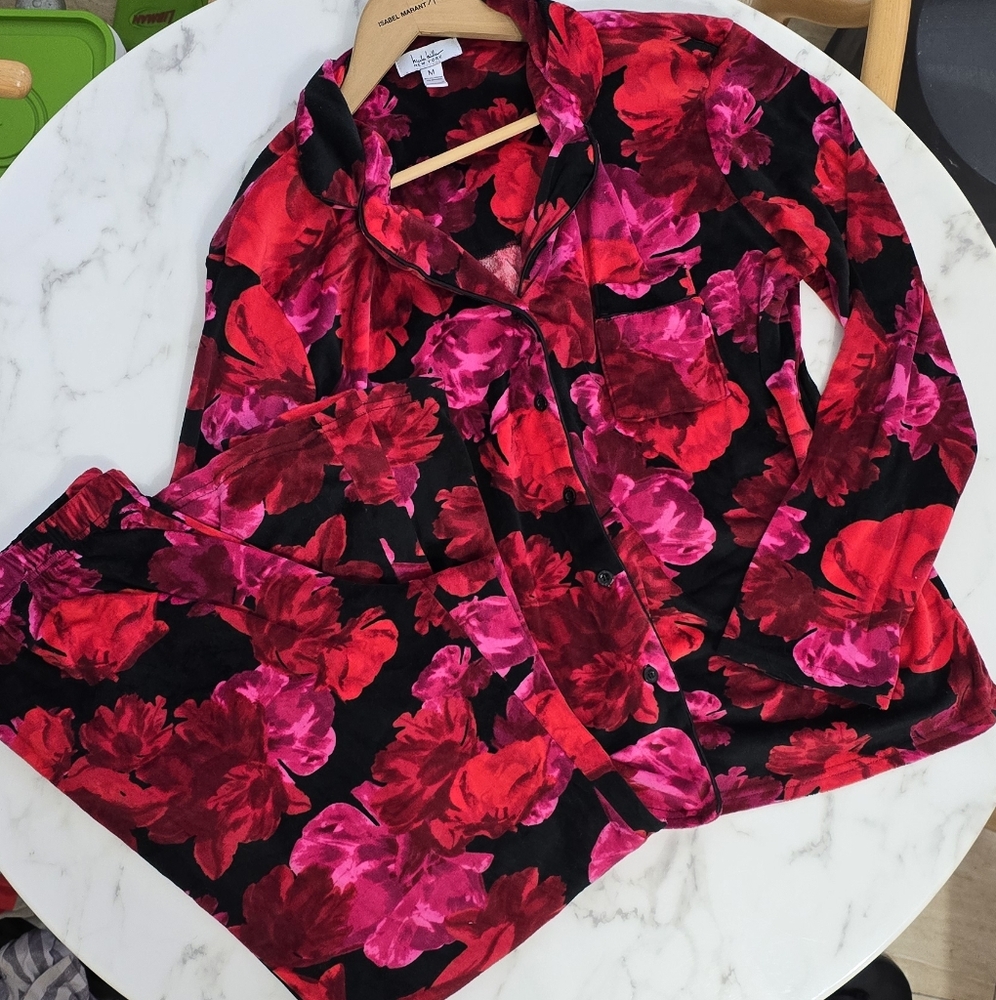 Nicole Miller Pajama Set